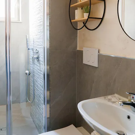 Apartment 5min A Piedi Life-mico-metro-ac-self Check-in Mailand
